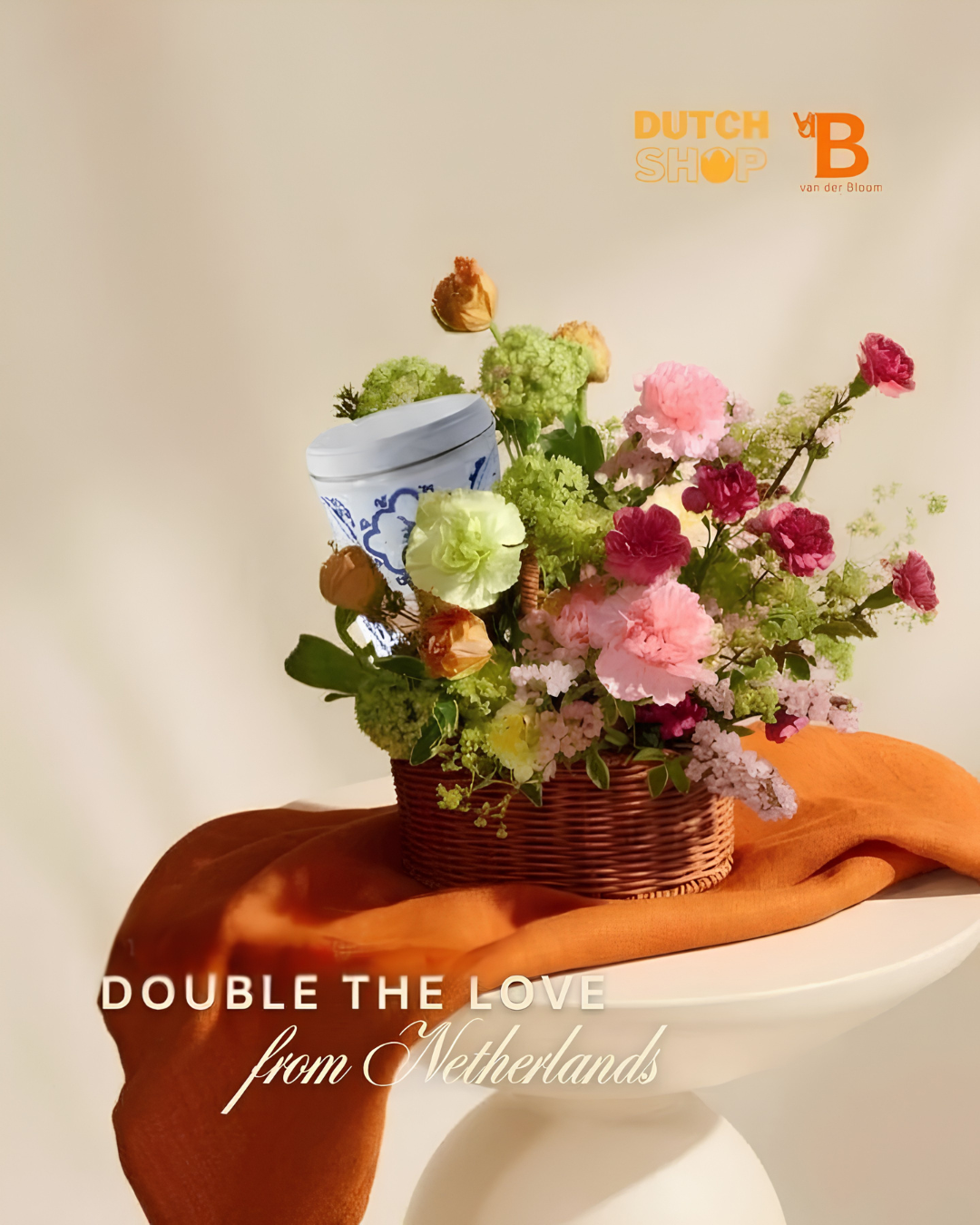 Fresh Blooms & Premium Stroopwafels (230 gram)